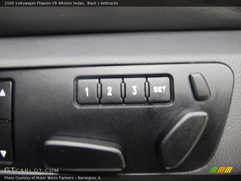 Black / Anthracite 2006 Volkswagen Phaeton V8 4Motion Sedan