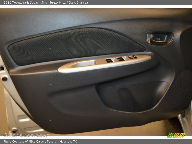 Silver Streak Mica / Dark Charcoal 2010 Toyota Yaris Sedan