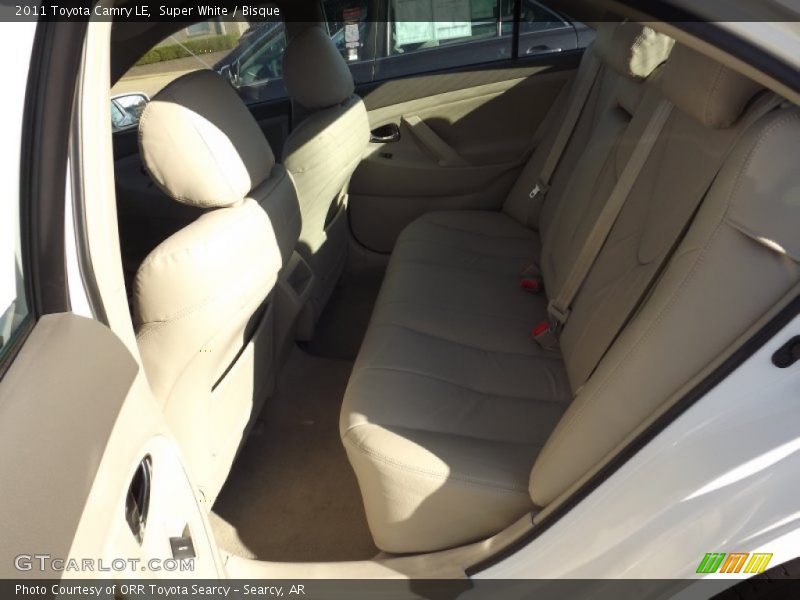 Super White / Bisque 2011 Toyota Camry LE