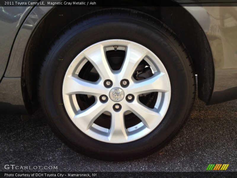 Magnetic Gray Metallic / Ash 2011 Toyota Camry LE