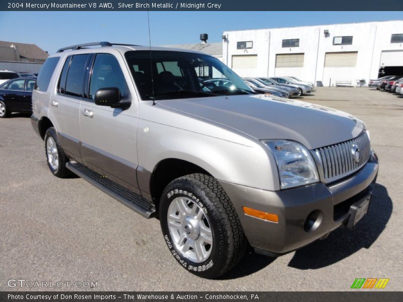 Silver Birch Metallic / Midnight Grey 2004 Mercury Mountaineer V8 AWD