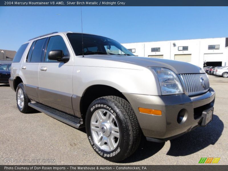 Silver Birch Metallic / Midnight Grey 2004 Mercury Mountaineer V8 AWD