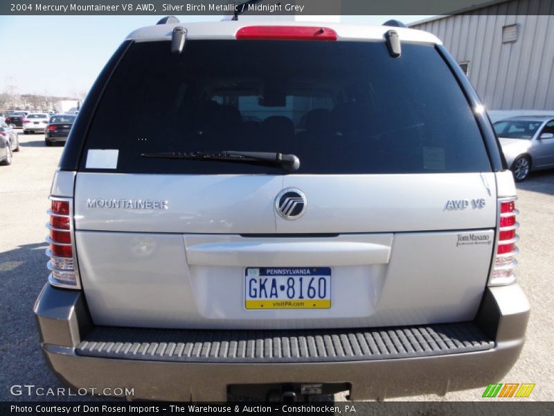 Silver Birch Metallic / Midnight Grey 2004 Mercury Mountaineer V8 AWD