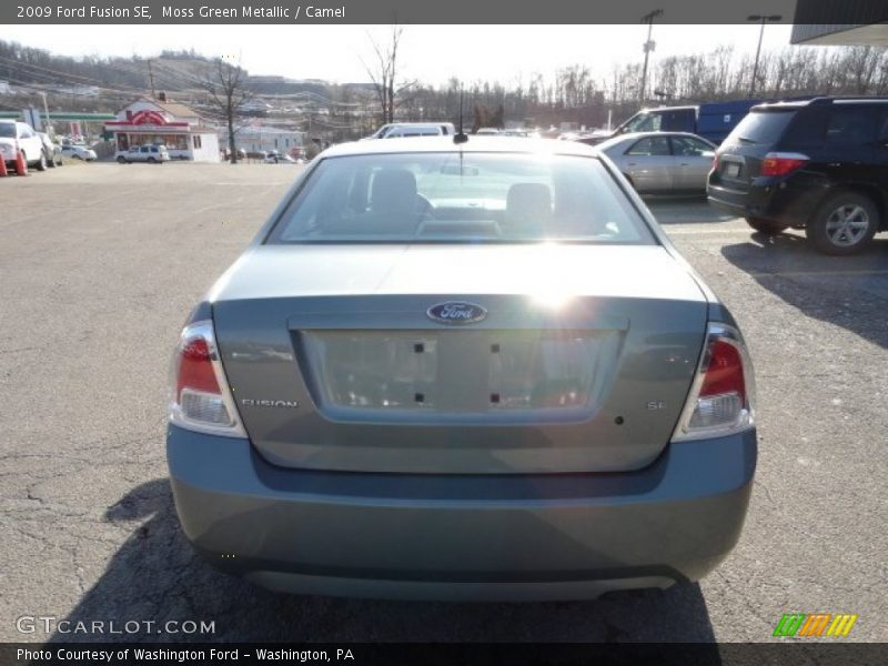 Moss Green Metallic / Camel 2009 Ford Fusion SE