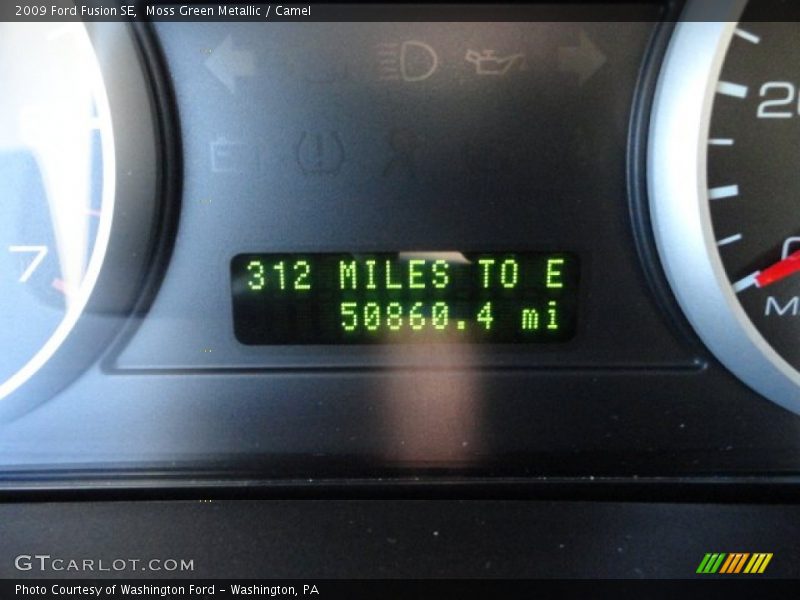 Moss Green Metallic / Camel 2009 Ford Fusion SE