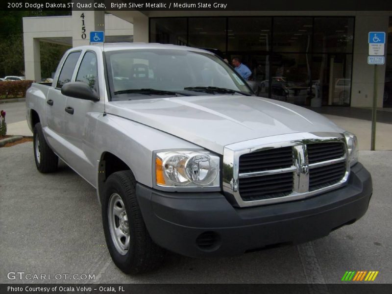 Bright Silver Metallic / Medium Slate Gray 2005 Dodge Dakota ST Quad Cab