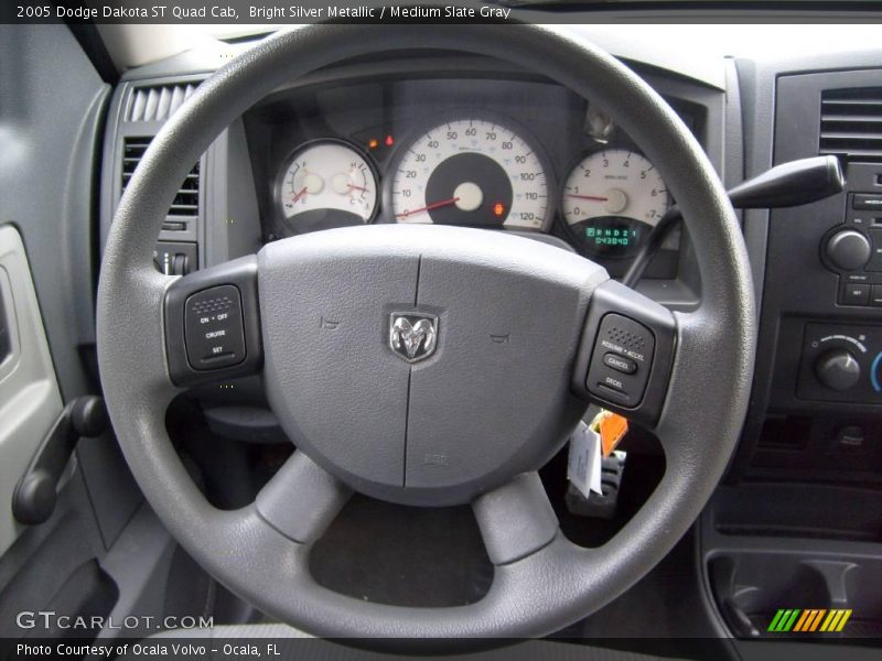 Bright Silver Metallic / Medium Slate Gray 2005 Dodge Dakota ST Quad Cab