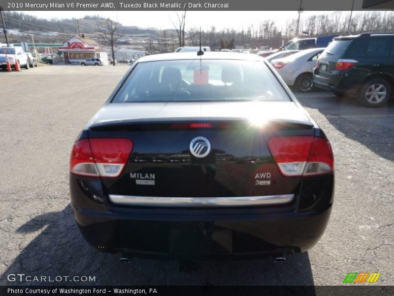 Tuxedo Black Metallic / Dark Charcoal 2010 Mercury Milan V6 Premier AWD