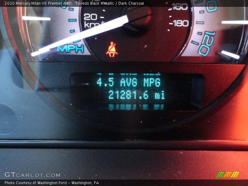 Tuxedo Black Metallic / Dark Charcoal 2010 Mercury Milan V6 Premier AWD