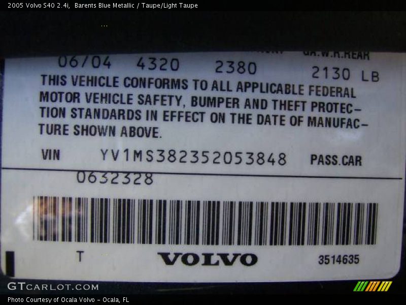 Barents Blue Metallic / Taupe/Light Taupe 2005 Volvo S40 2.4i