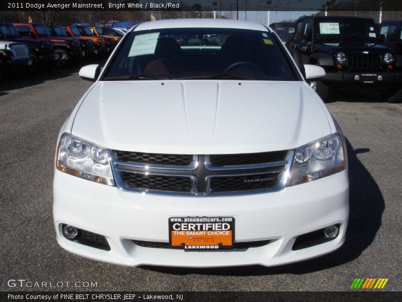Bright White / Black/Red 2011 Dodge Avenger Mainstreet