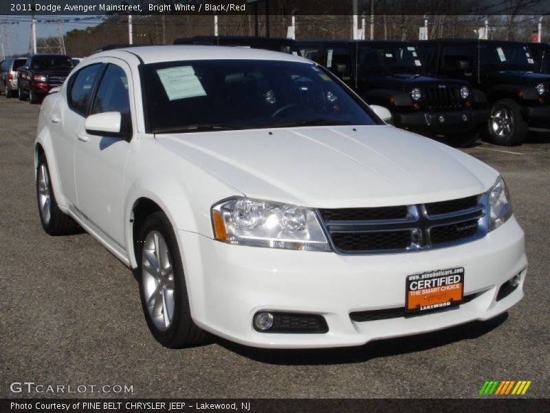 Bright White / Black/Red 2011 Dodge Avenger Mainstreet