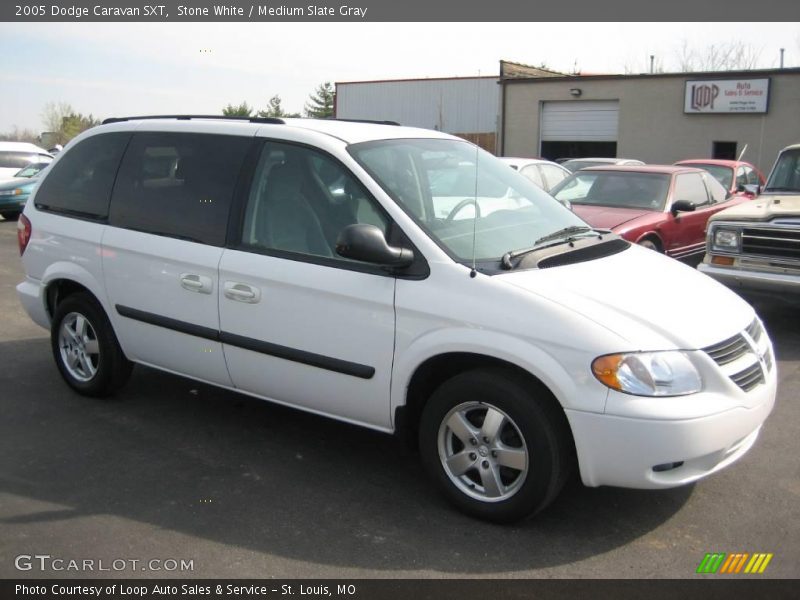 Stone White / Medium Slate Gray 2005 Dodge Caravan SXT