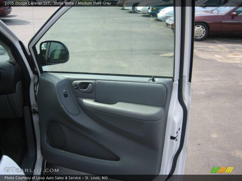 Stone White / Medium Slate Gray 2005 Dodge Caravan SXT
