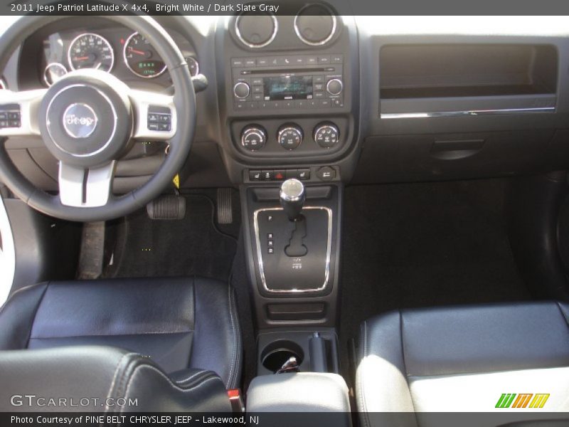 Bright White / Dark Slate Gray 2011 Jeep Patriot Latitude X 4x4