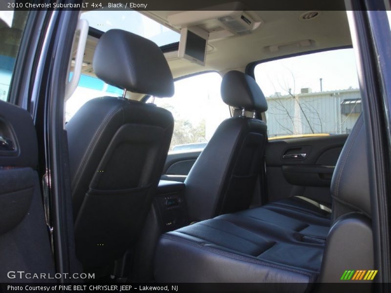 Black / Ebony 2010 Chevrolet Suburban LT 4x4
