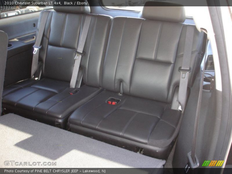 Black / Ebony 2010 Chevrolet Suburban LT 4x4