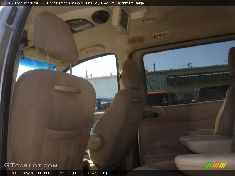 Light Parchment Gold Metallic / Medium Parchment Beige 2002 Ford Windstar SE
