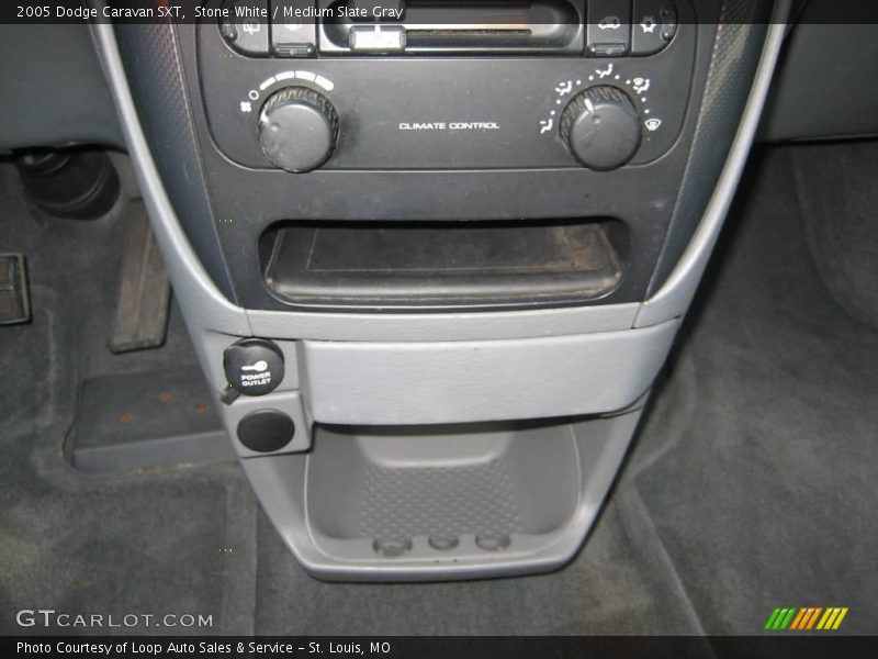 Stone White / Medium Slate Gray 2005 Dodge Caravan SXT