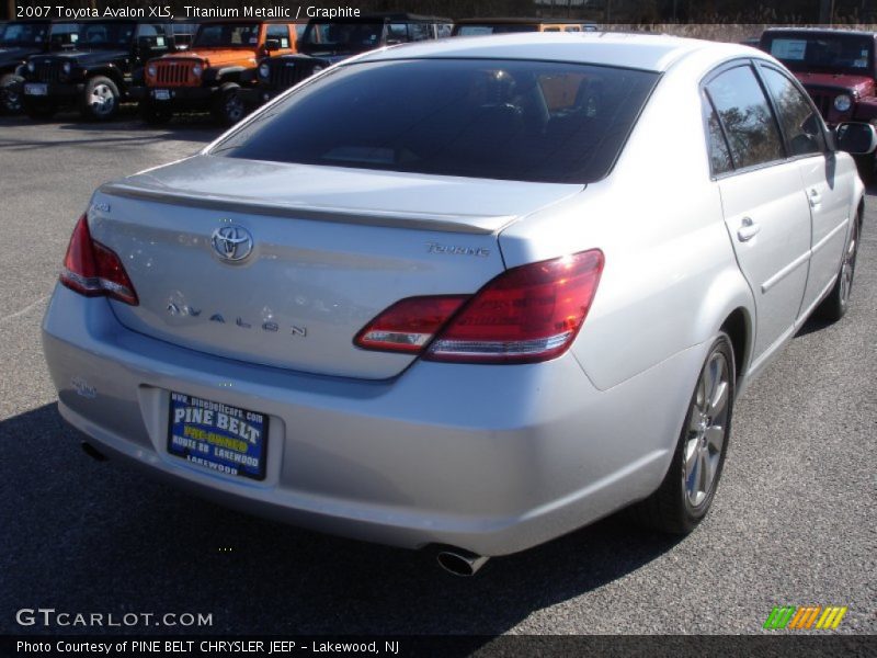 Titanium Metallic / Graphite 2007 Toyota Avalon XLS