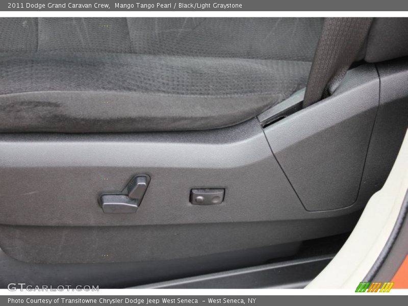 Mango Tango Pearl / Black/Light Graystone 2011 Dodge Grand Caravan Crew