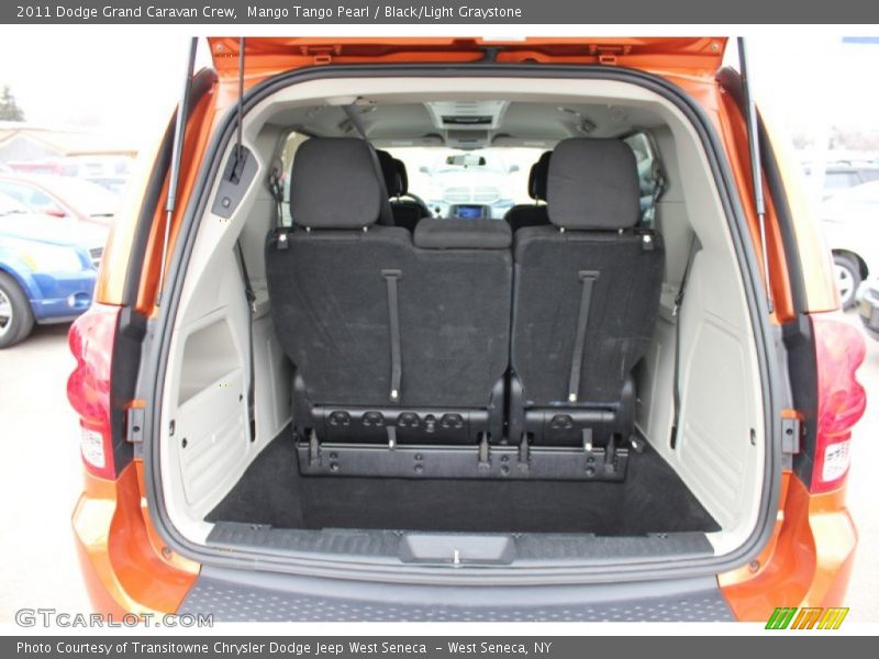  2011 Grand Caravan Crew Trunk