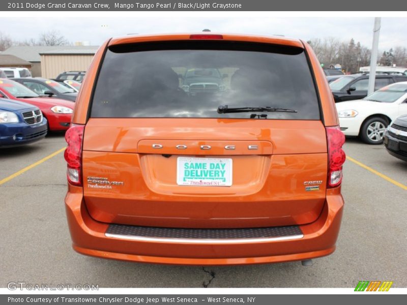 Mango Tango Pearl / Black/Light Graystone 2011 Dodge Grand Caravan Crew