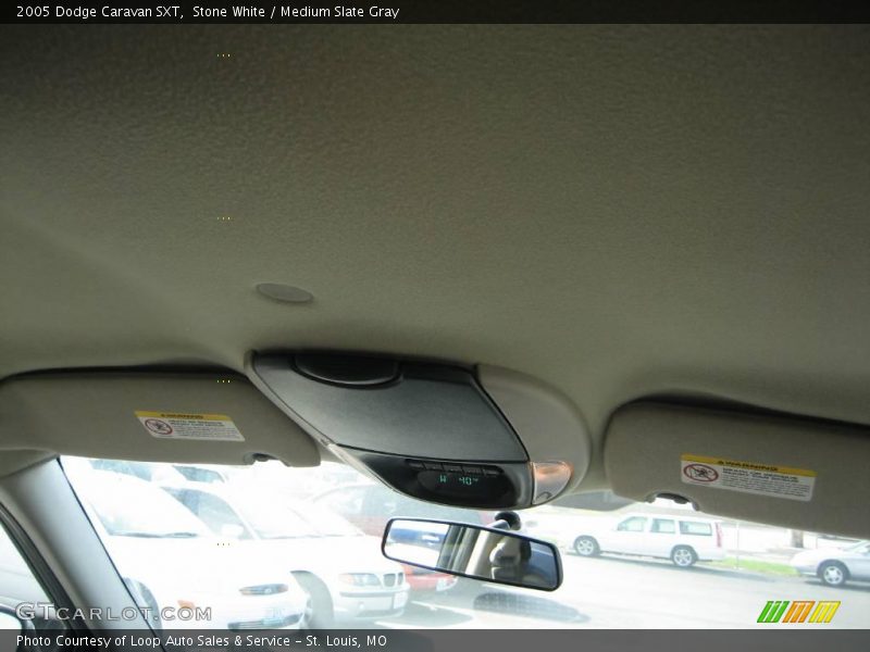 Stone White / Medium Slate Gray 2005 Dodge Caravan SXT