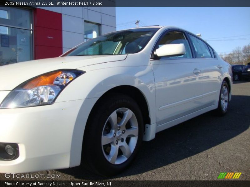 Winter Frost Pearl / Blond 2009 Nissan Altima 2.5 SL