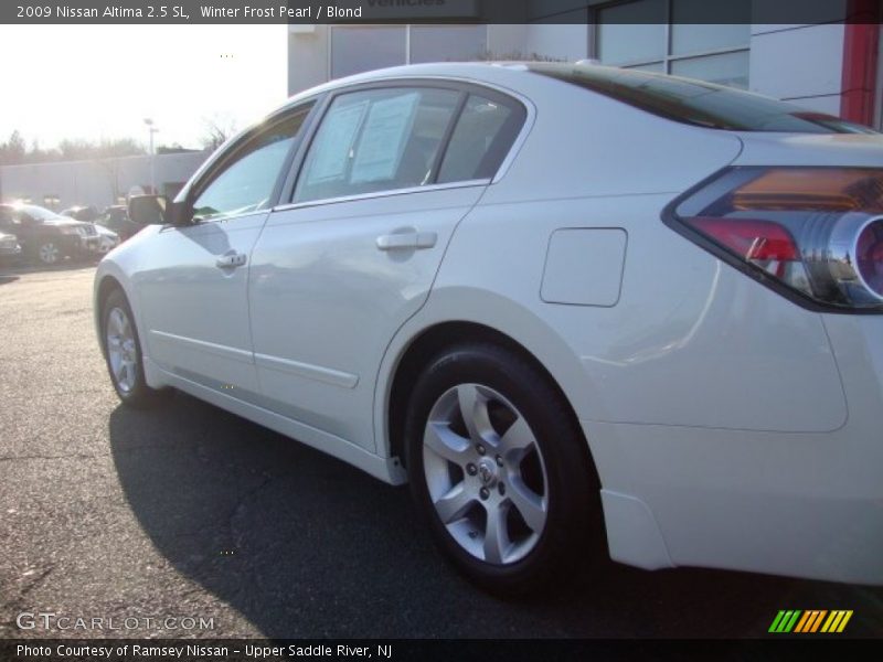 Winter Frost Pearl / Blond 2009 Nissan Altima 2.5 SL