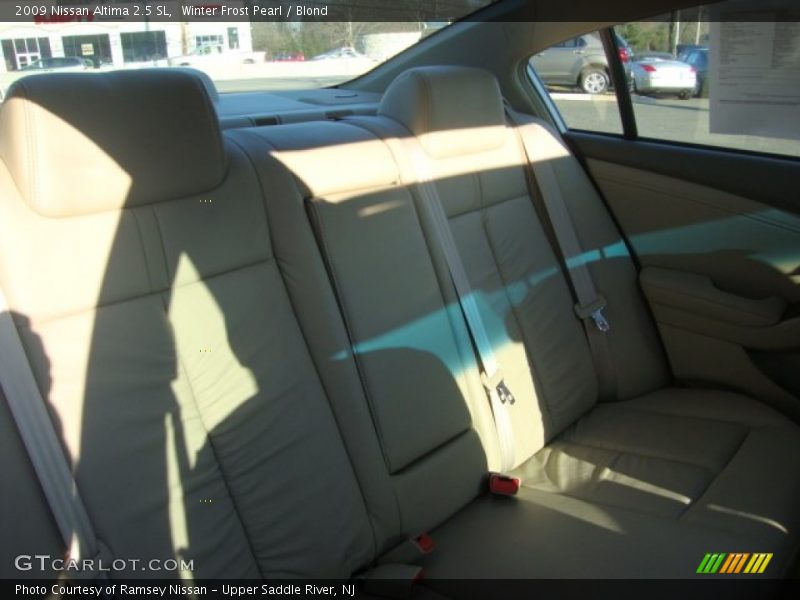 Winter Frost Pearl / Blond 2009 Nissan Altima 2.5 SL