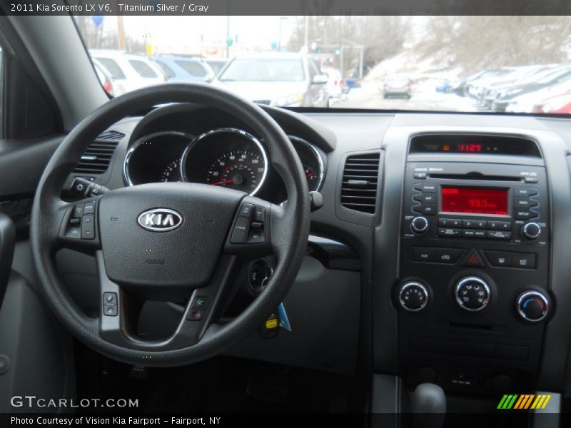 Titanium Silver / Gray 2011 Kia Sorento LX V6