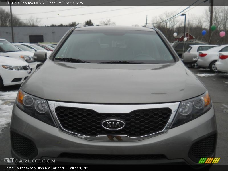 Titanium Silver / Gray 2011 Kia Sorento LX V6