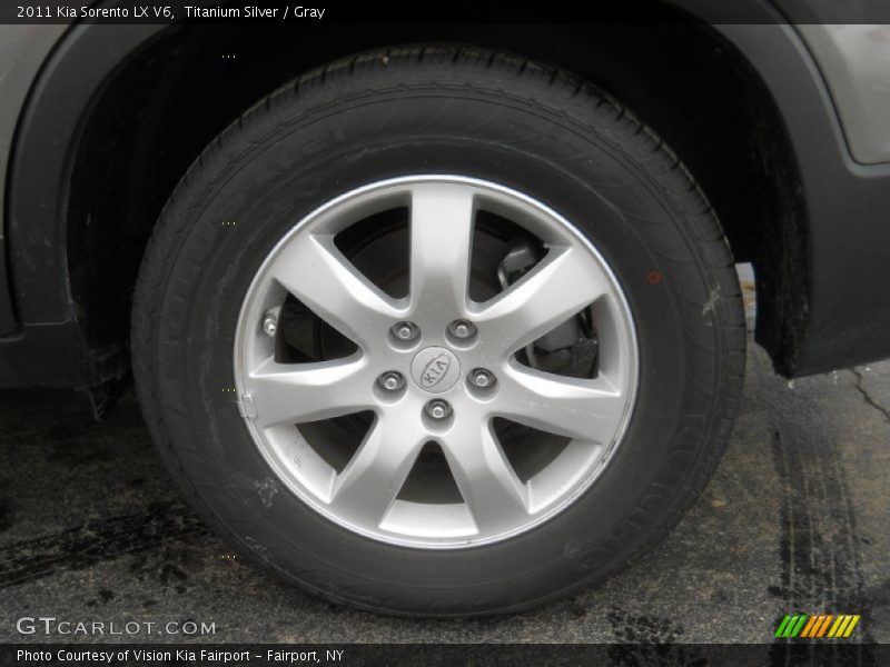 Titanium Silver / Gray 2011 Kia Sorento LX V6