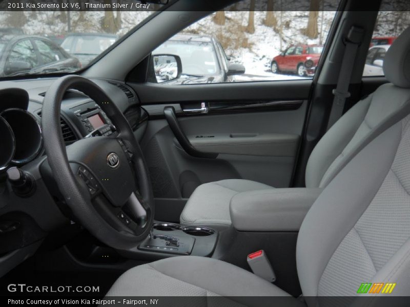 Titanium Silver / Gray 2011 Kia Sorento LX V6