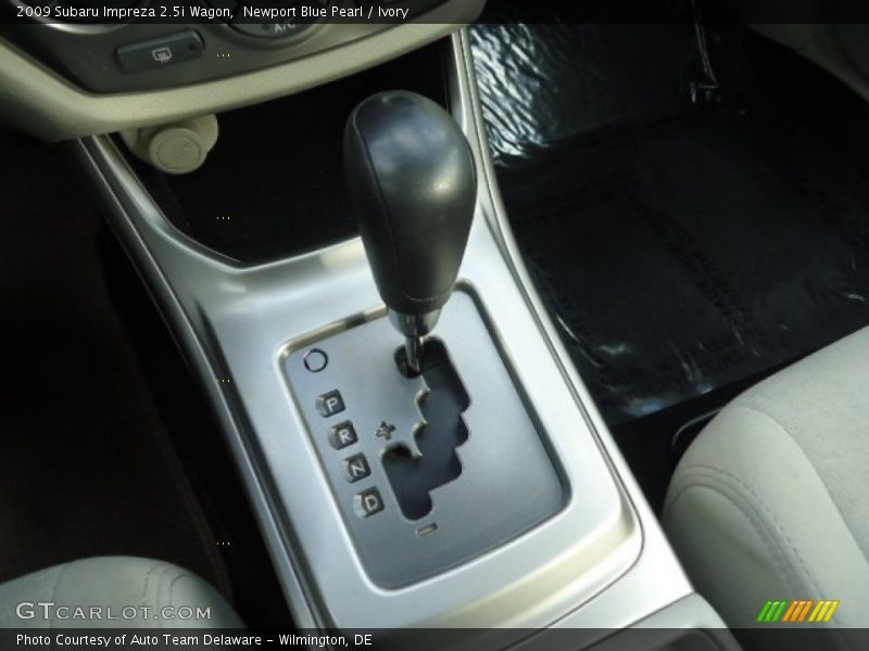 Newport Blue Pearl / Ivory 2009 Subaru Impreza 2.5i Wagon