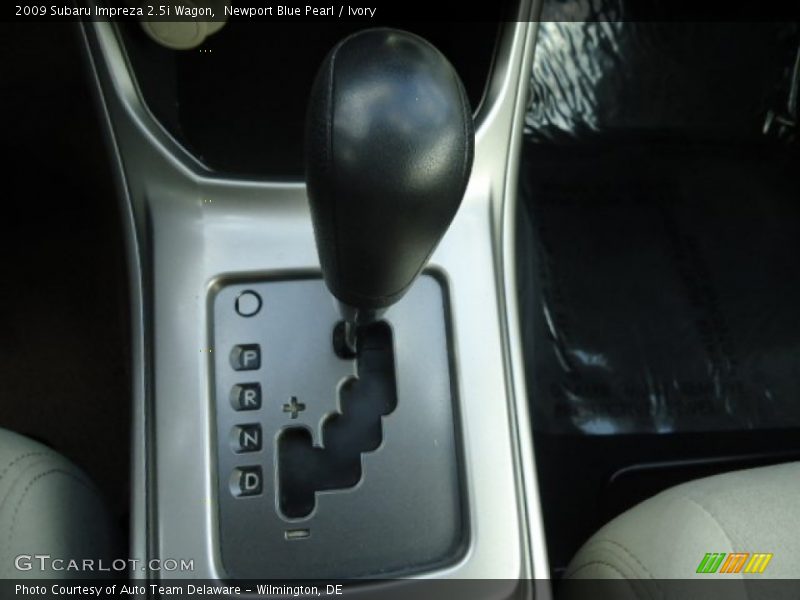 Newport Blue Pearl / Ivory 2009 Subaru Impreza 2.5i Wagon