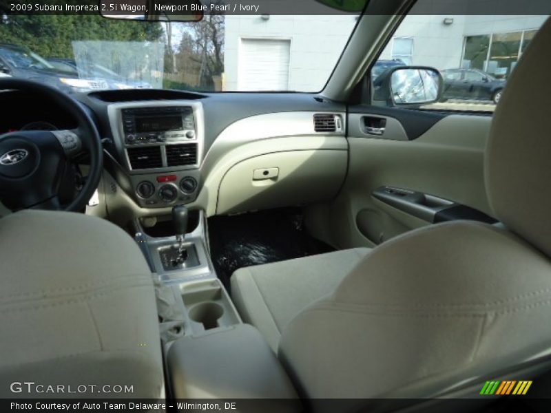 Newport Blue Pearl / Ivory 2009 Subaru Impreza 2.5i Wagon
