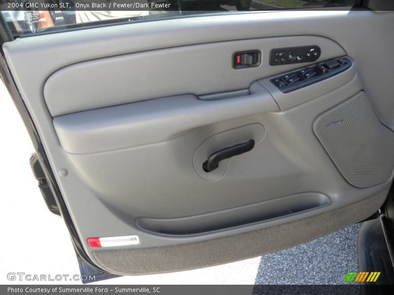 Onyx Black / Pewter/Dark Pewter 2004 GMC Yukon SLT