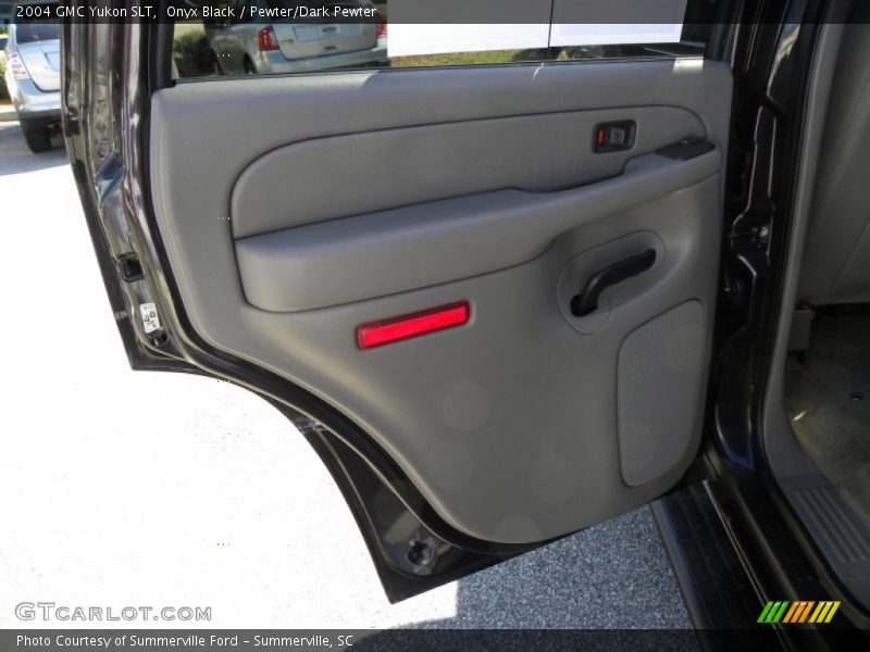 Onyx Black / Pewter/Dark Pewter 2004 GMC Yukon SLT