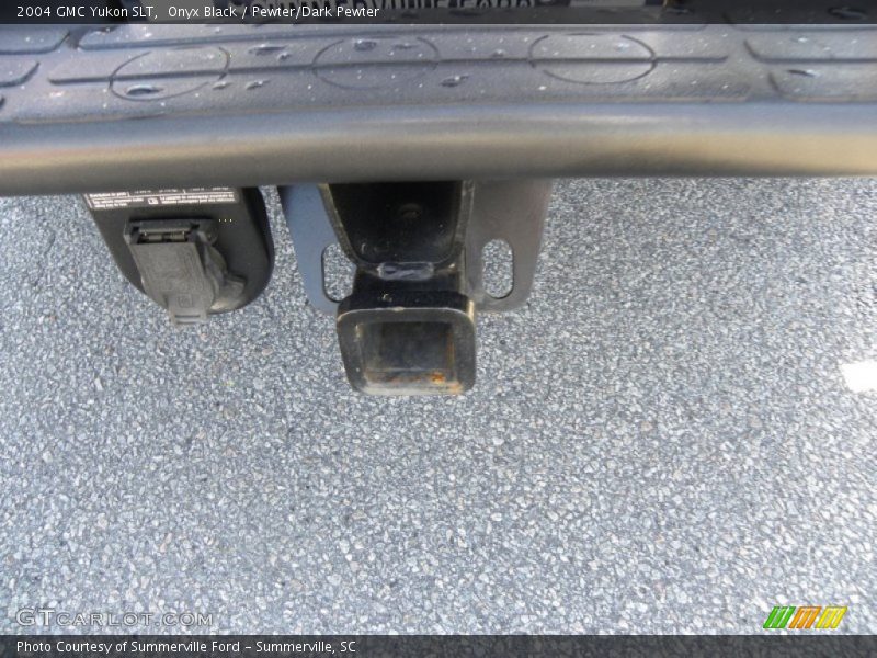 Onyx Black / Pewter/Dark Pewter 2004 GMC Yukon SLT