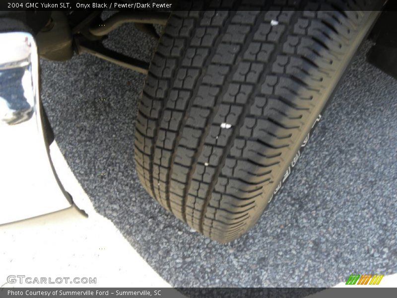 Onyx Black / Pewter/Dark Pewter 2004 GMC Yukon SLT