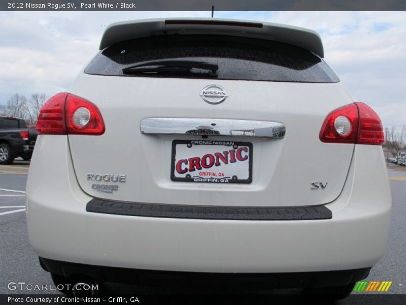 Pearl White / Black 2012 Nissan Rogue SV