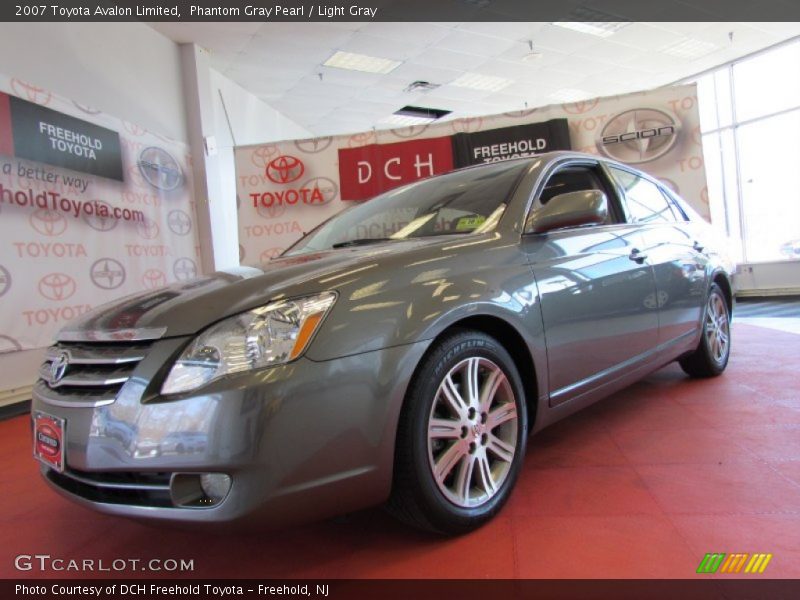 Phantom Gray Pearl / Light Gray 2007 Toyota Avalon Limited