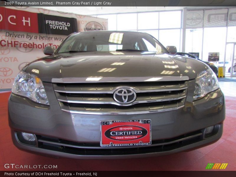 Phantom Gray Pearl / Light Gray 2007 Toyota Avalon Limited