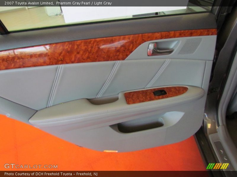 Phantom Gray Pearl / Light Gray 2007 Toyota Avalon Limited