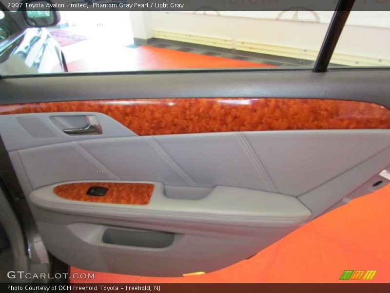 Phantom Gray Pearl / Light Gray 2007 Toyota Avalon Limited