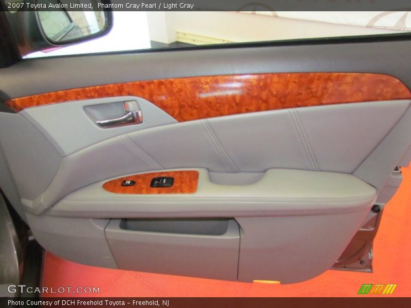 Phantom Gray Pearl / Light Gray 2007 Toyota Avalon Limited