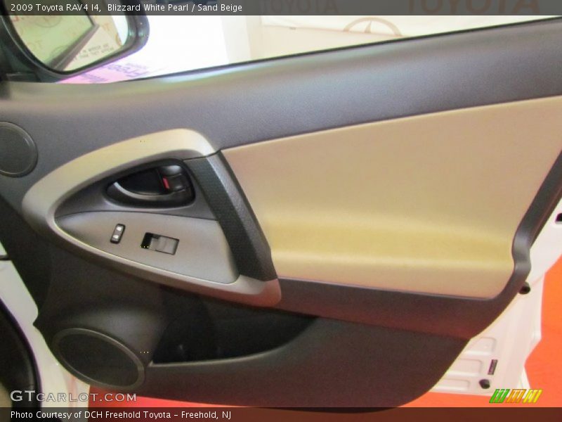 Blizzard White Pearl / Sand Beige 2009 Toyota RAV4 I4