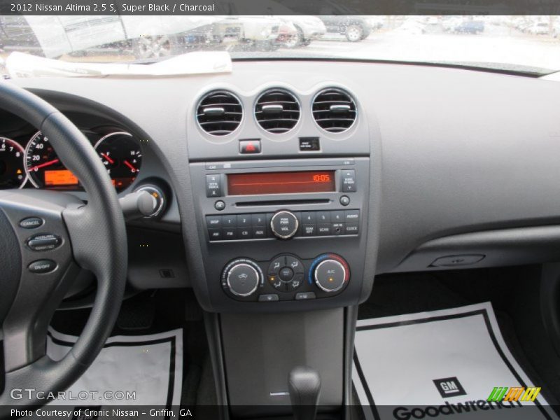 Super Black / Charcoal 2012 Nissan Altima 2.5 S